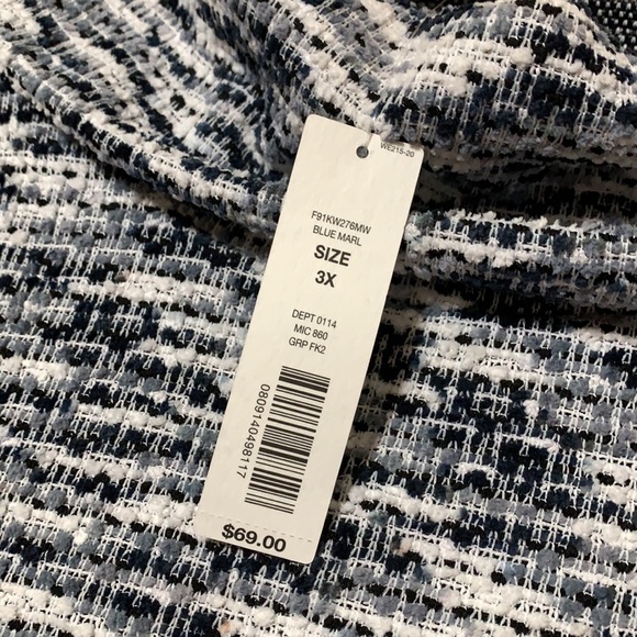 Westbound Woman Cowl Sweater - Picture 5 of 10